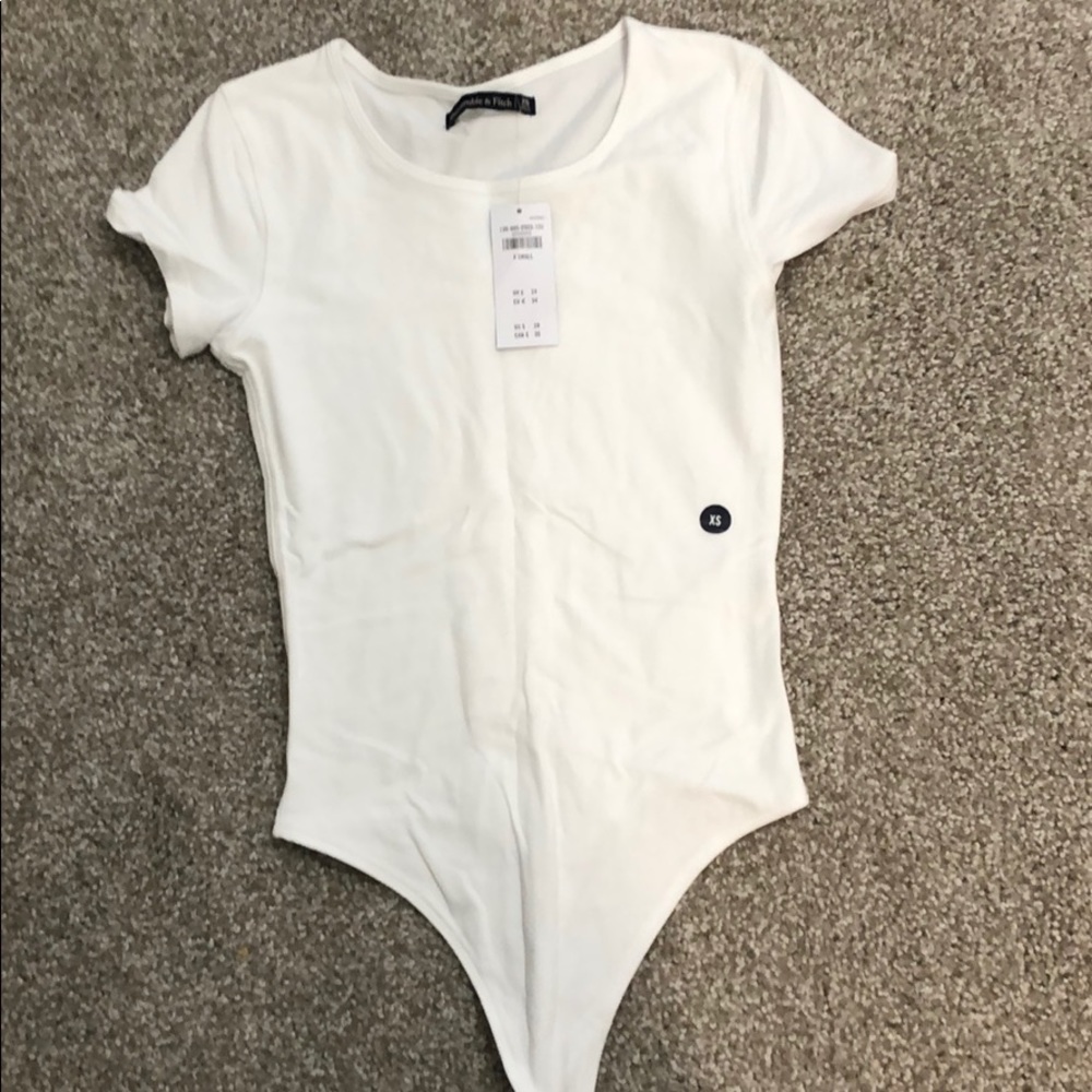 ABERCROMBIE NWT BODY SUITE WHITE XS